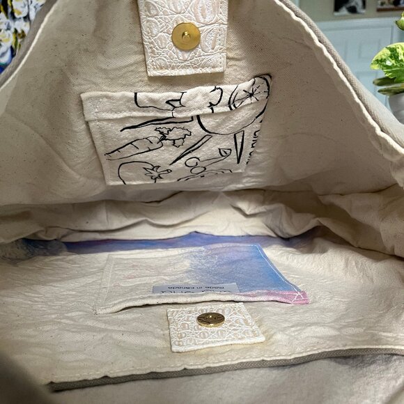 Designer canvas shoulder bag by CHA CHA - Authentic - Picture 11 of 16